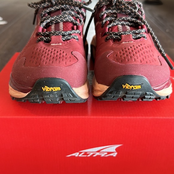 ALTRA Women's AL0A7R76 Olympus 5 Low GTX Trail Running Shoe - Picture 5 of 10